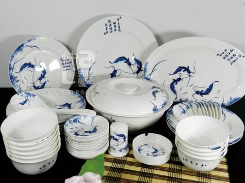 48頭年年有魚餐具