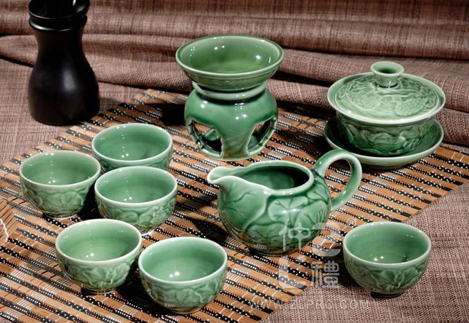 養(yǎng)生活瓷翠綠茶具