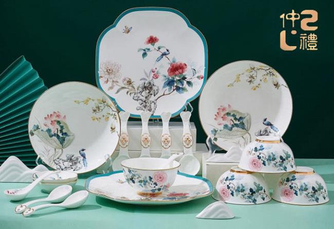 十二花神如意花蕾18頭餐具（4人份）