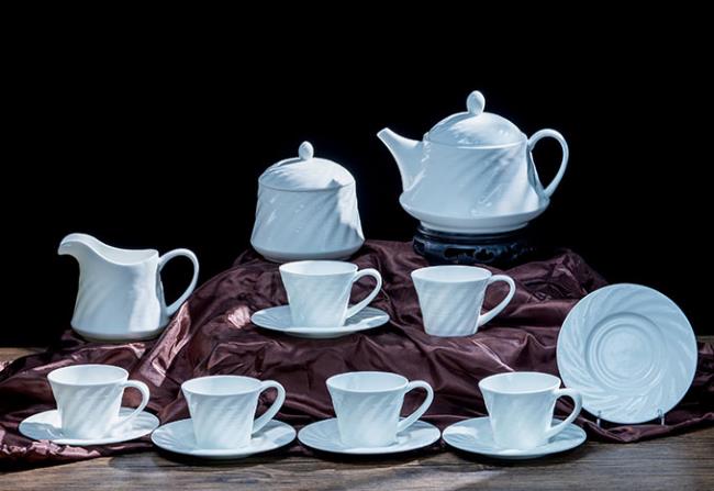 15頭雅思茶具（純白）