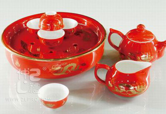 10頭中國(guó)紅功夫茶具